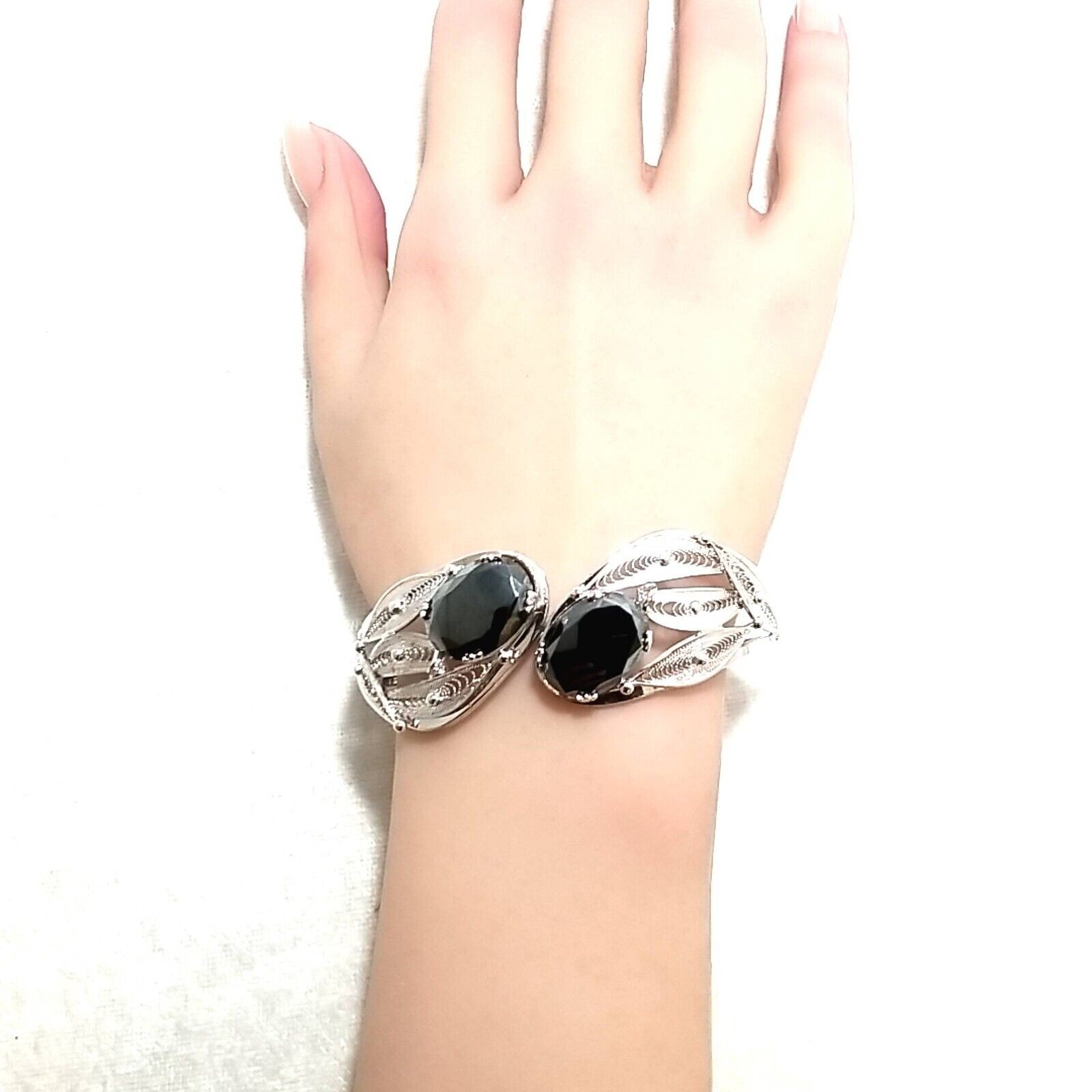Sorrento Sterling Hematite Filigree Hinged Bangle Bracelet&Clip on Earrings Set - Image 2
