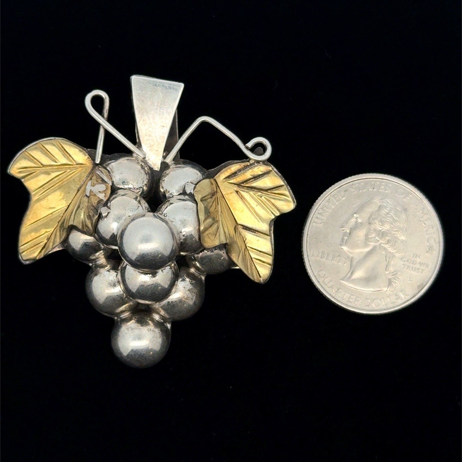 Taxco Mexico 925 Sterling Silver & Brass Grape Cluster Pendant/Brooch, 21.8g - Image 2