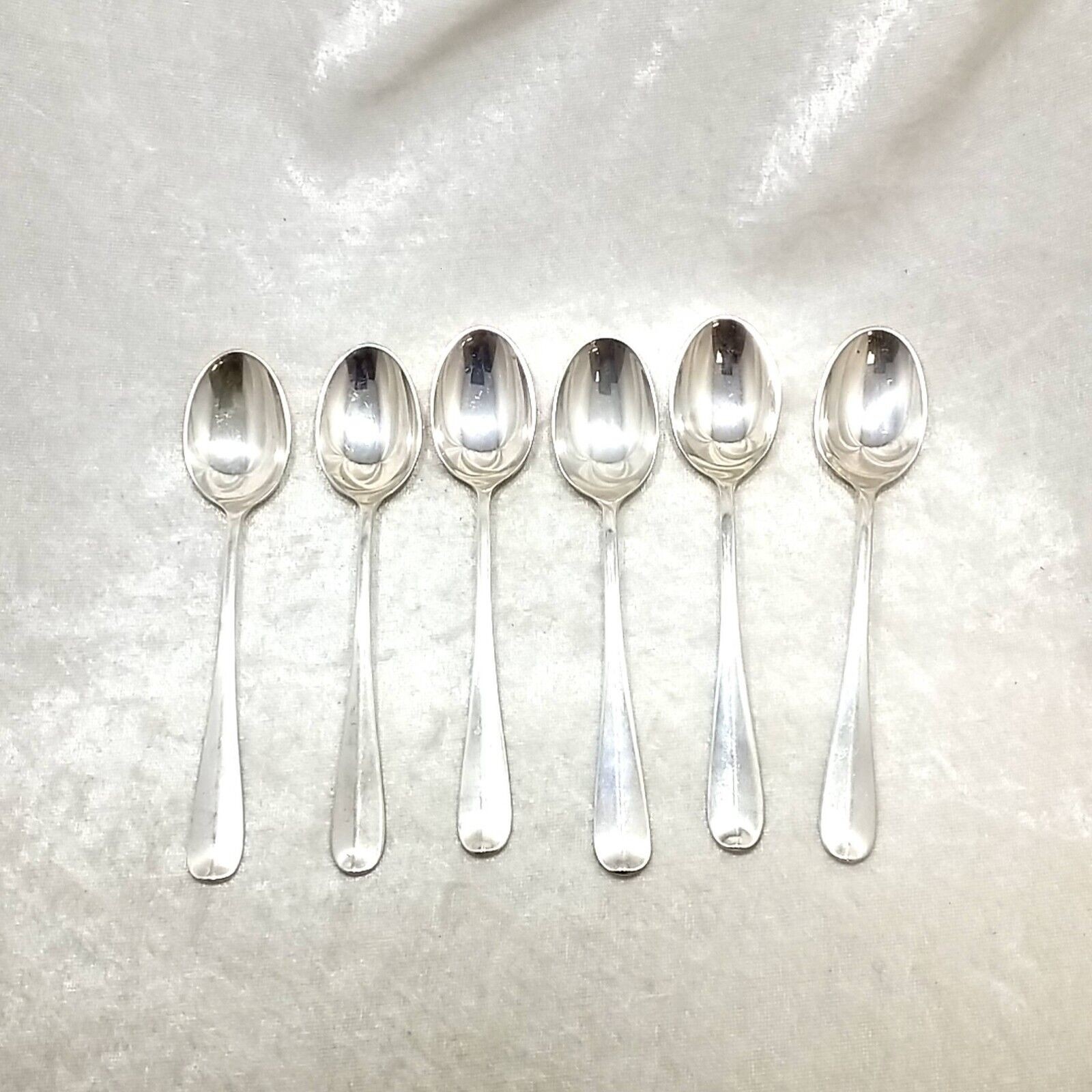 Set of 6 Stieff Williamsburg Queen Anne 5.75" Tea Spoons 188.4 Grams - Image 2