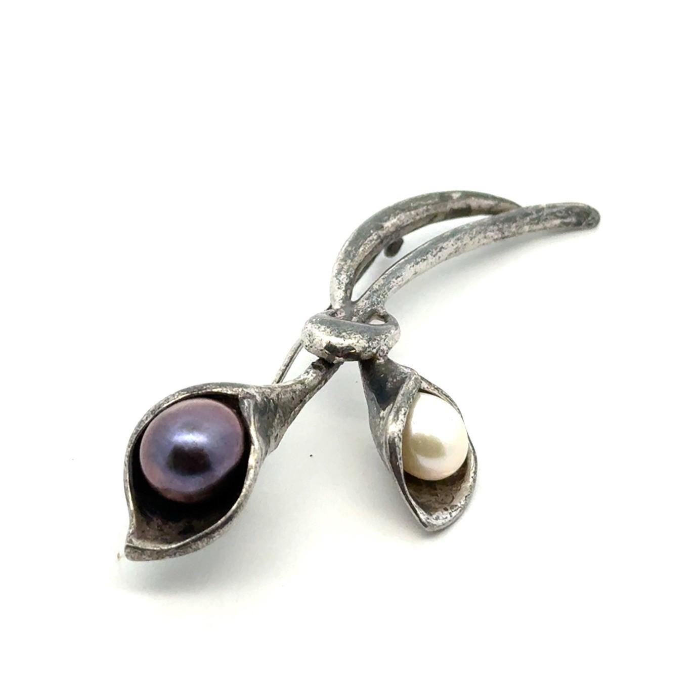 Vintage 925 Sterling Silver White & Black Pearl Calla Lily Flower Brooch/Pin 10g - Image 2