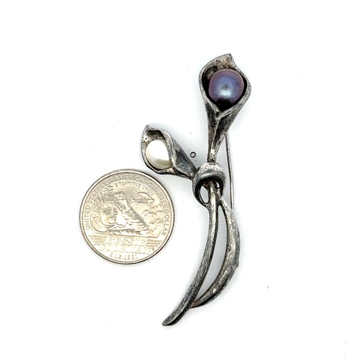 Vintage 925 Sterling Silver White & Black Pearl Calla Lily Flower Brooch/Pin 10g - Image 6