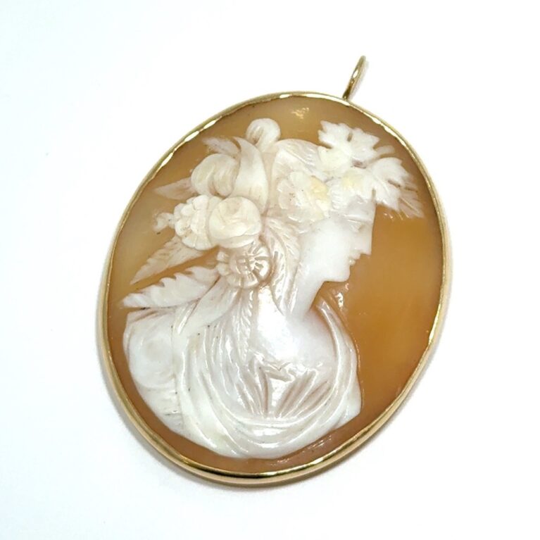 14k Yellow Gold Hand Carved Large Cameo Pendant/Brooch Heavy Bezel 13.5g