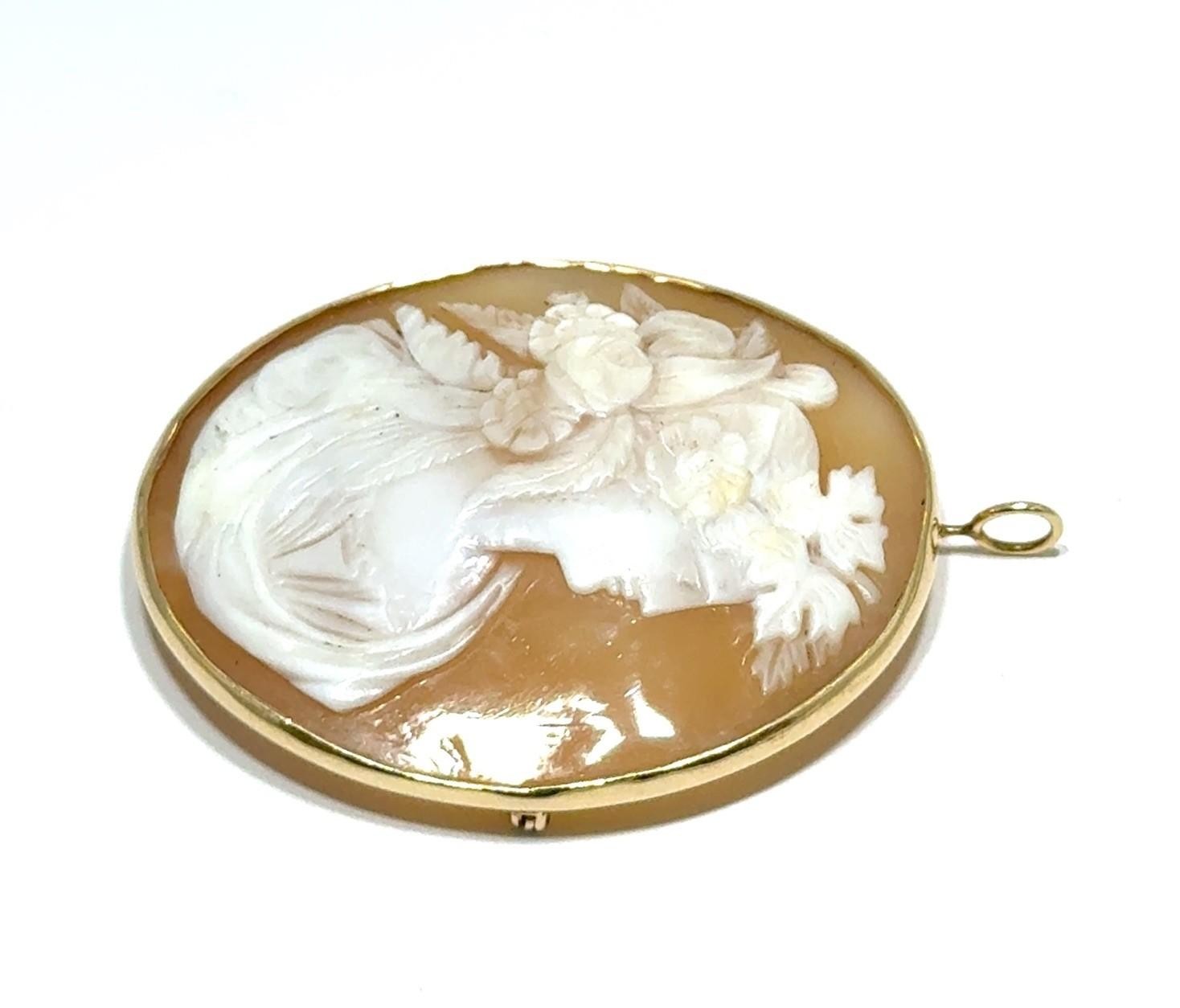 14k Yellow Gold Hand Carved Large Cameo Pendant/Brooch Heavy Bezel 13.5g - Image 3