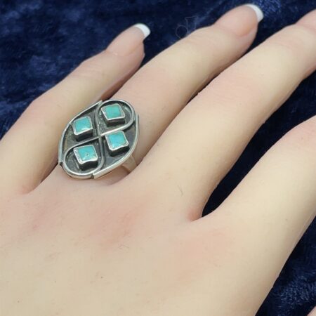 Vintage Sterling Silver Southwestern Green Turquoise Ring - Size 7