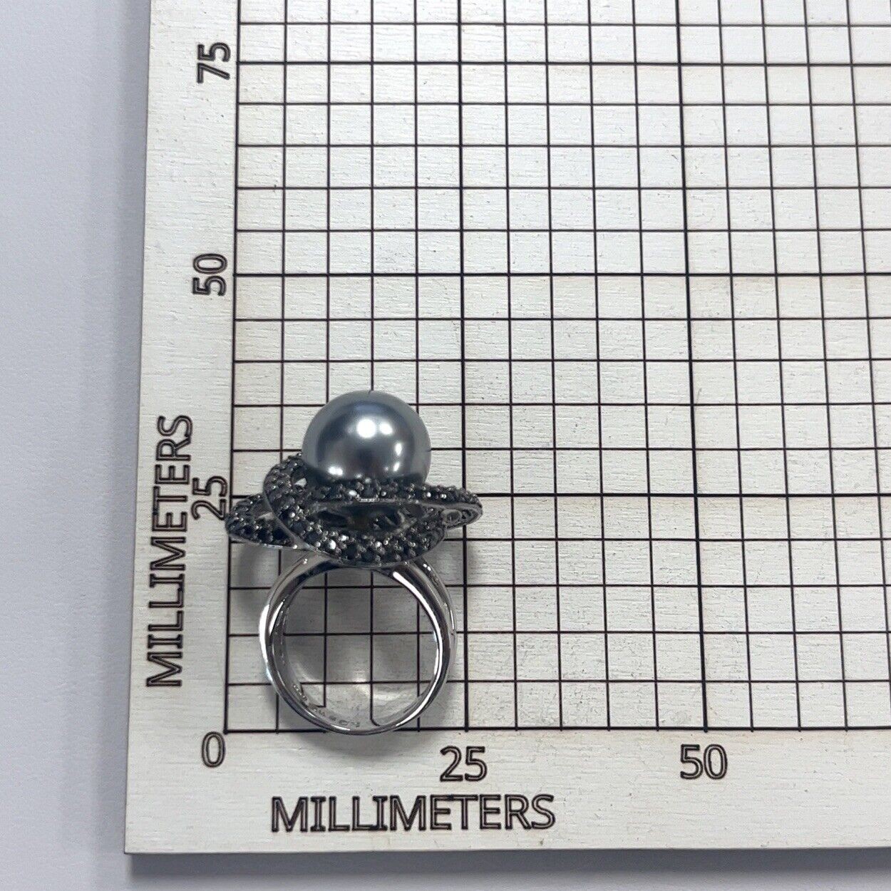 CWE Charles Winston .925 Sterling Silver Cubic Zirconia Pearl Ring Size: 6 - Image 6