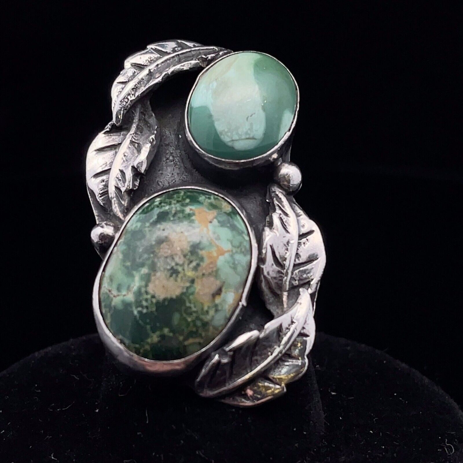Vintage Large Navajo Sterling Silver and Green Turquoise Ring - Size 6 - Image 2