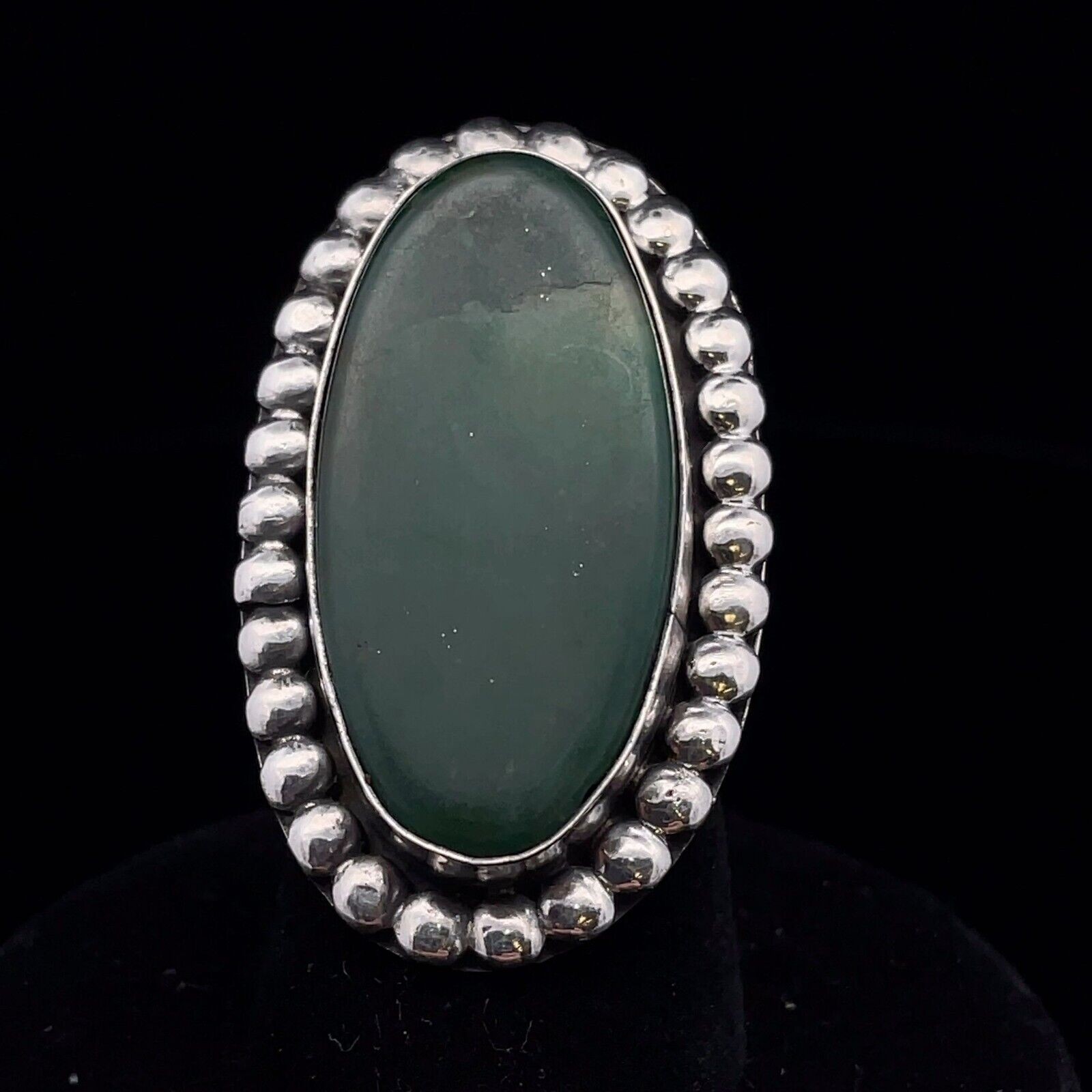 Large Green Onyx and Sterling Silver Statment Ring - Size 5 1/2 - Image 2