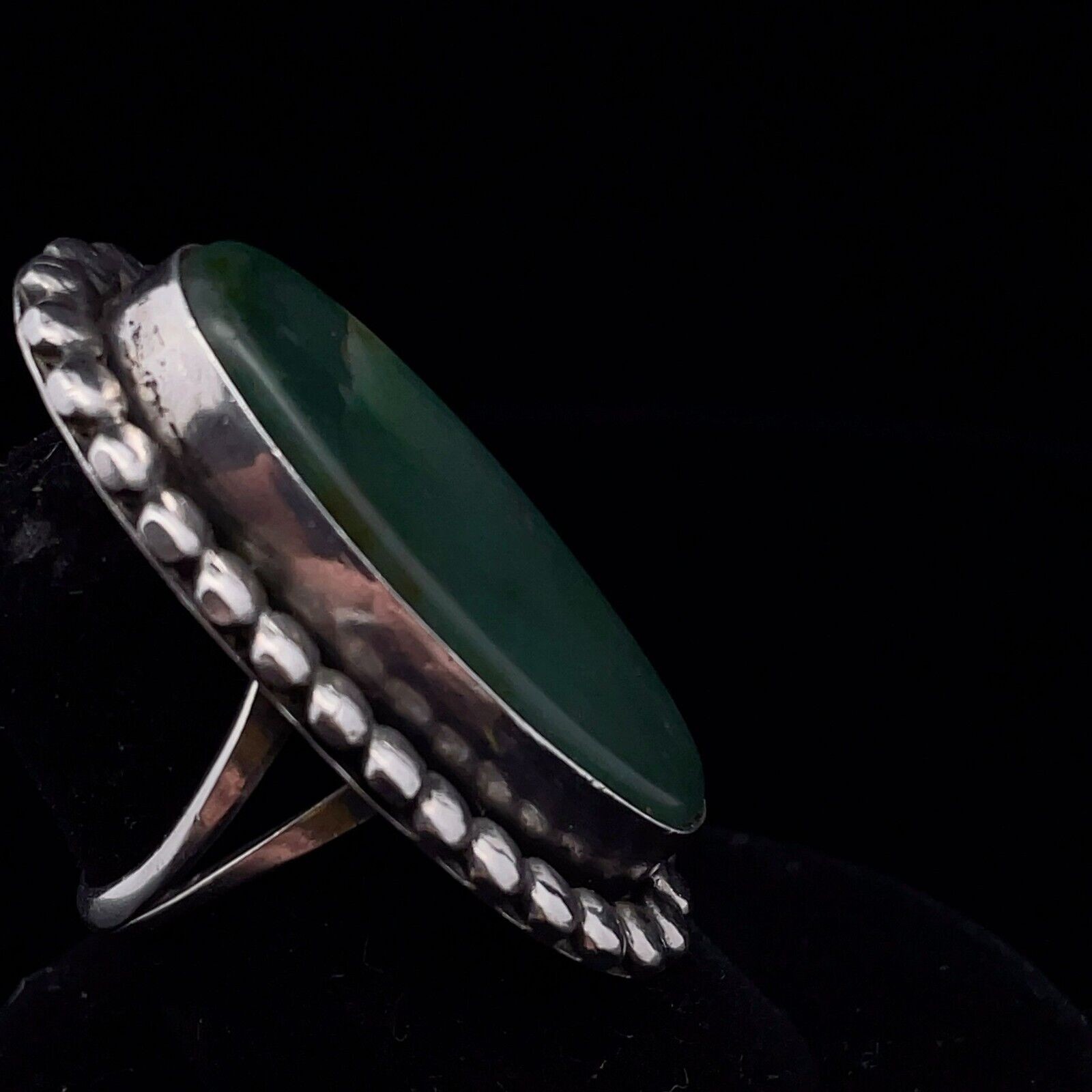 Large Green Onyx and Sterling Silver Statment Ring - Size 5 1/2 - Image 3