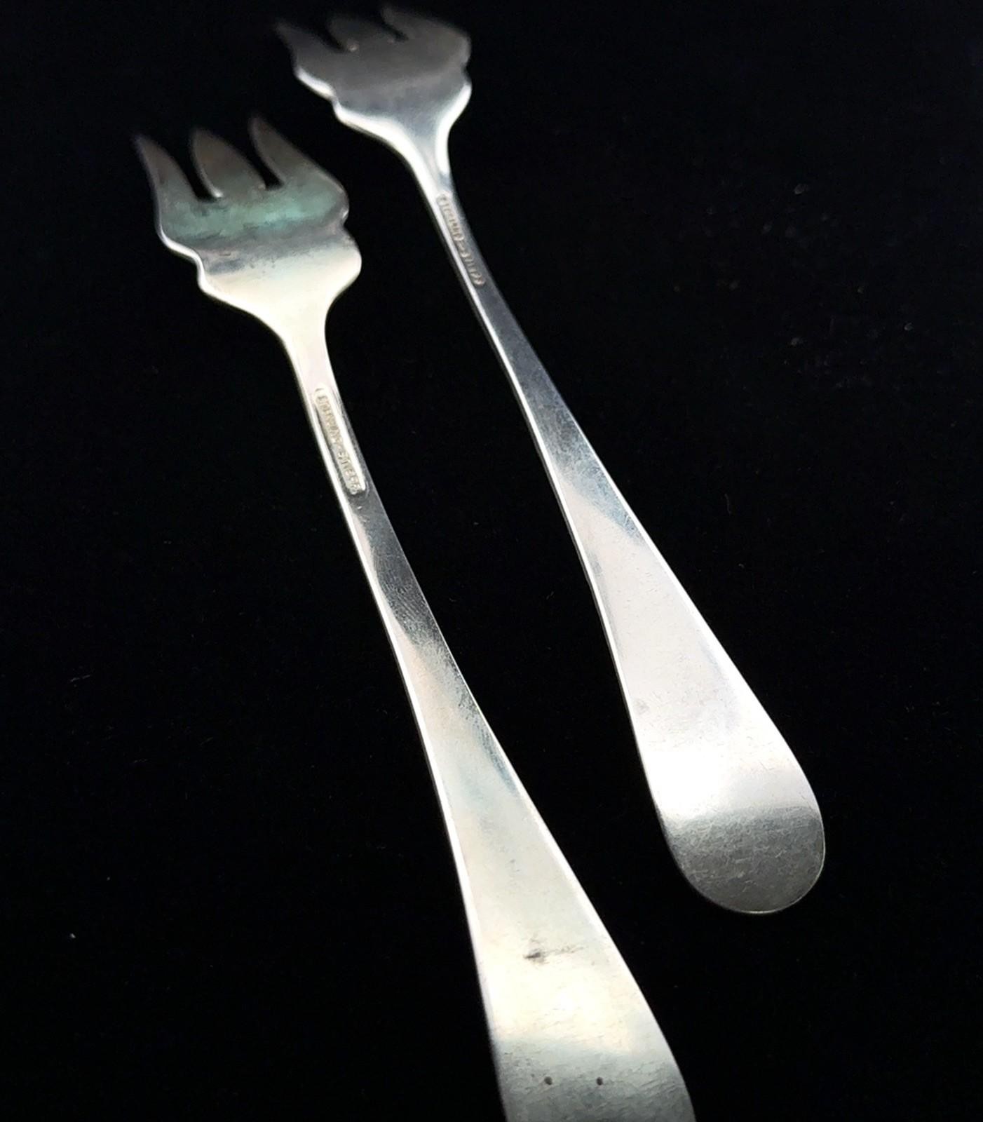 Pair of 6” Stieff 925 Sterling Silver Rose Old Style Pickle Fork Repousse 54g - Image 4