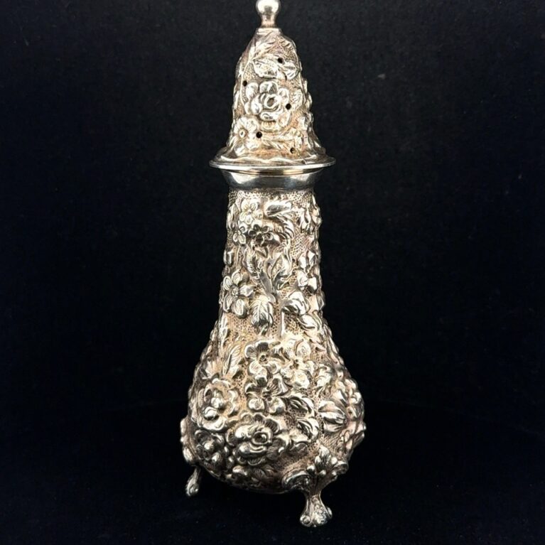 Stieff Rose 925 Sterling Silver Repousse Salt/Pepper Shaker 59.3g
