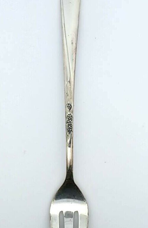 Silver Spray by Towle Sterling Silver Seafood Cocktail Fork 5.5 Inch 18.3 Grams