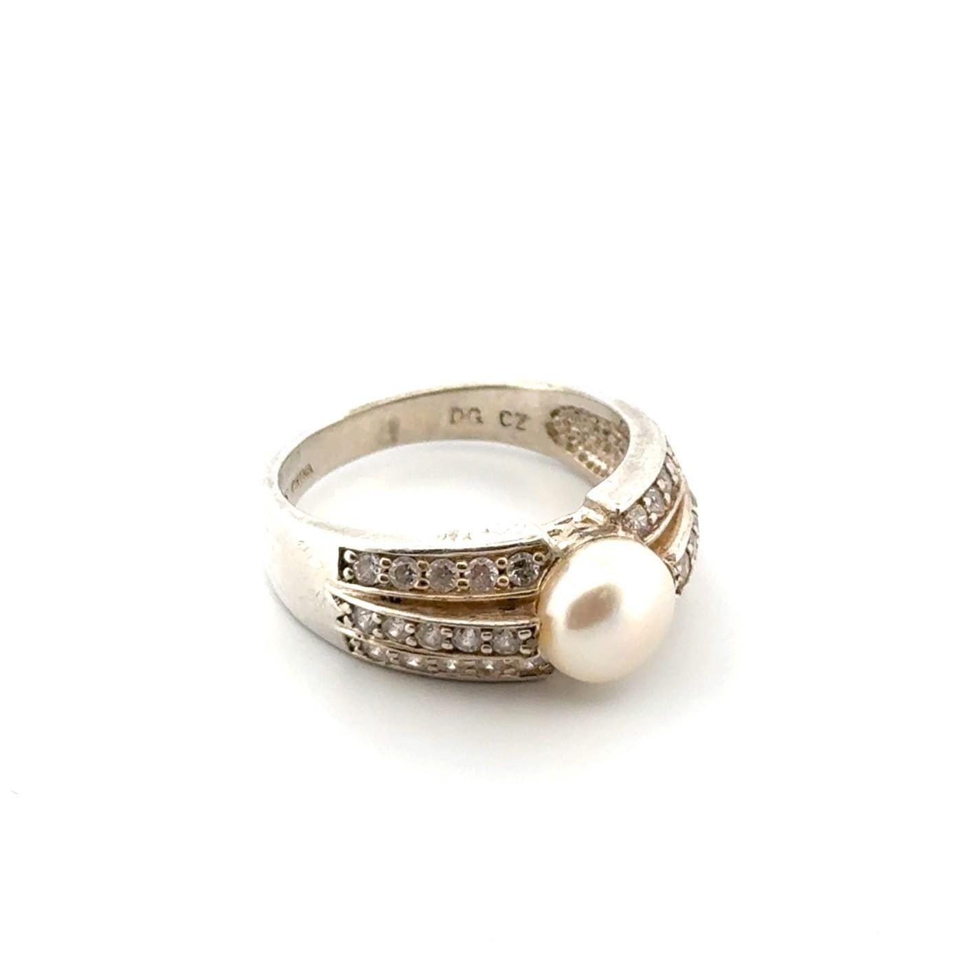Size: 9.25 Vintage 925 Sterling Silver Cultured Pearl & CZ Ring 5.4g - Image 3