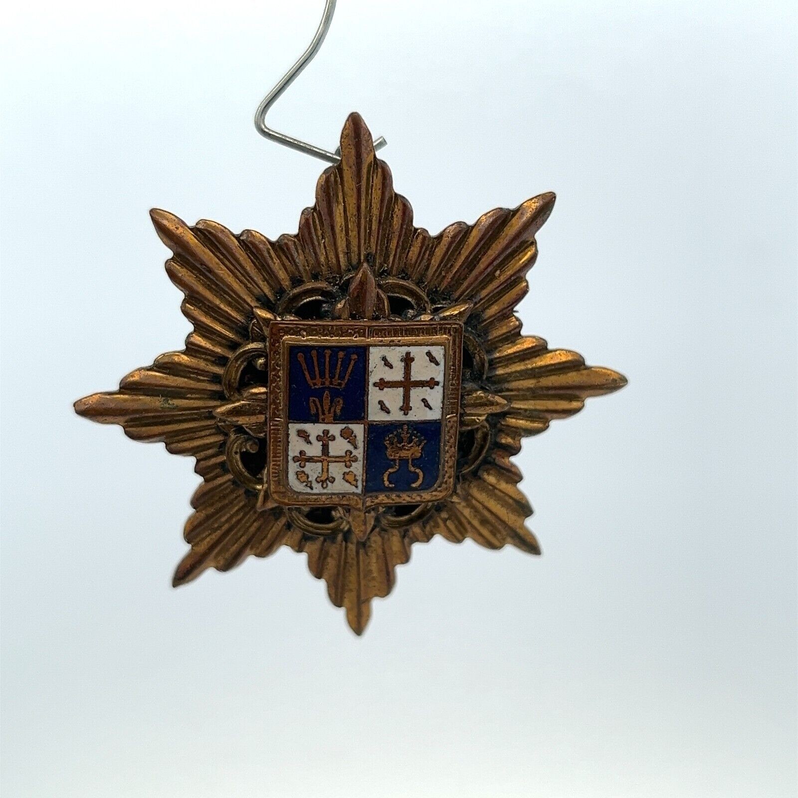 Vintage Enameled Brass French Coat of Arms Brooch/Pendant 20.1 Grams - Image 5