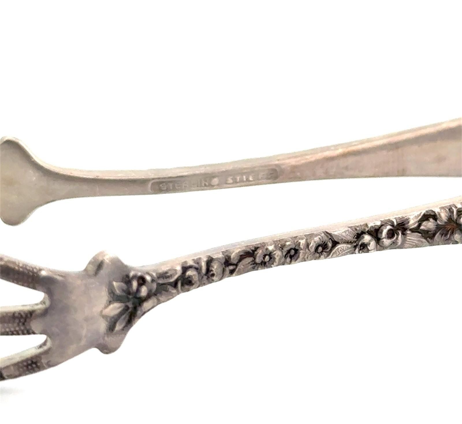 4.5” Stieff Rose 925 Sterling Silver Repousse Small Sugar Tongs 34.7g - Image 4