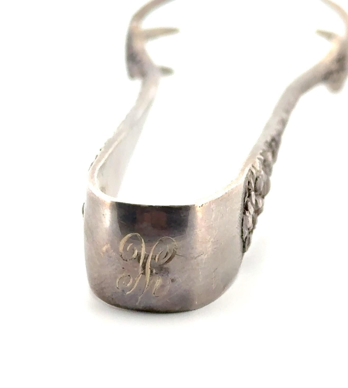 4.5” Stieff Rose 925 Sterling Silver Repousse Small Sugar Tongs 34.7g - Image 6