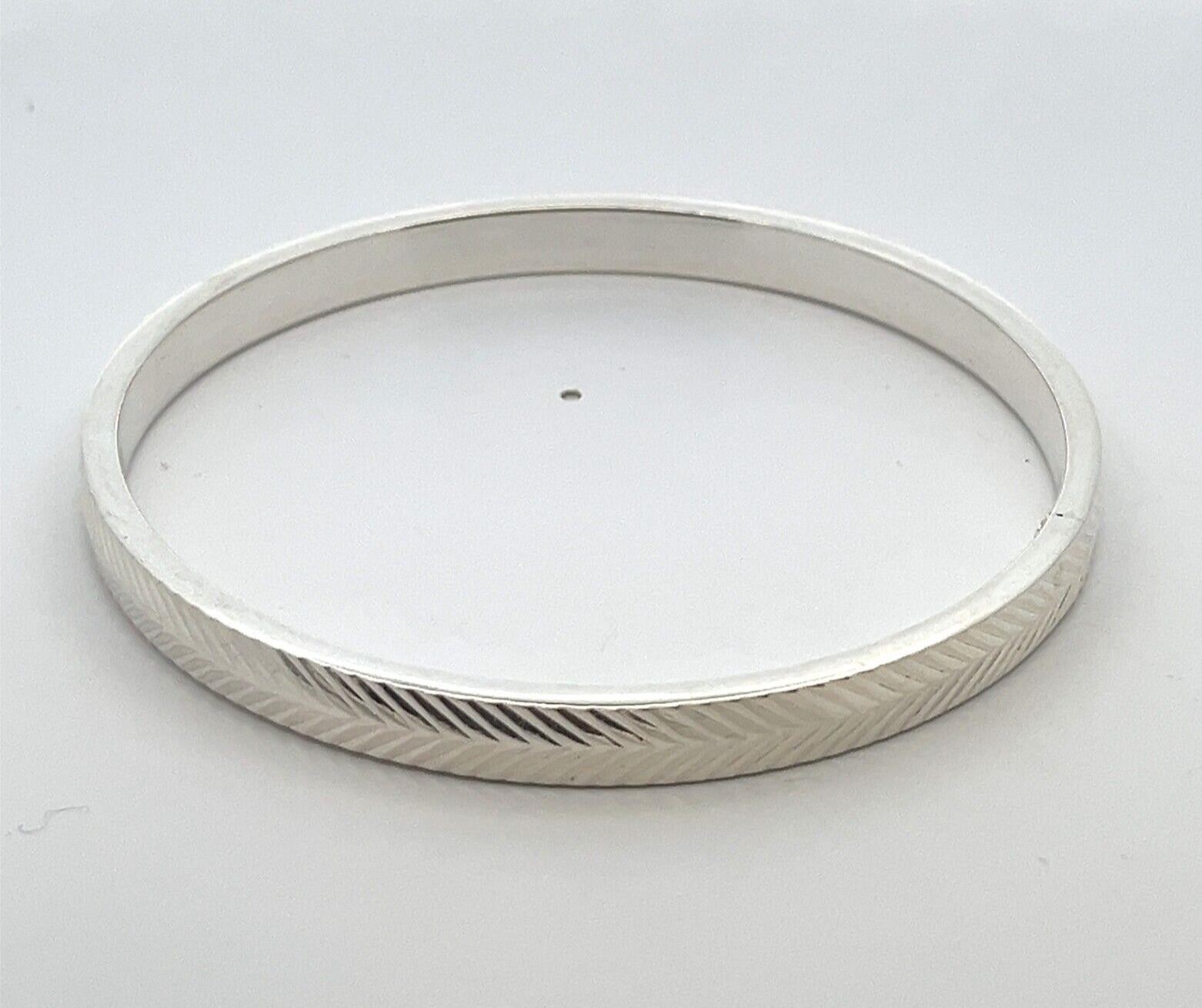 Diamond Cut Bangle in .925 Sterling Silver 8” Bracelet 9.9 Grams Made in Turkey - Image 2