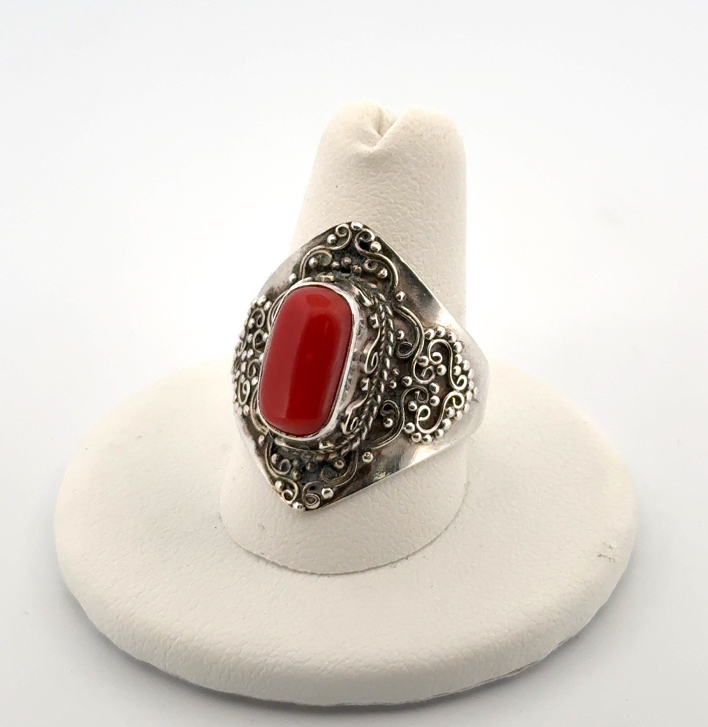 Size: 9.5 Red Coral 925 Sterling Silver Ring 9.4g