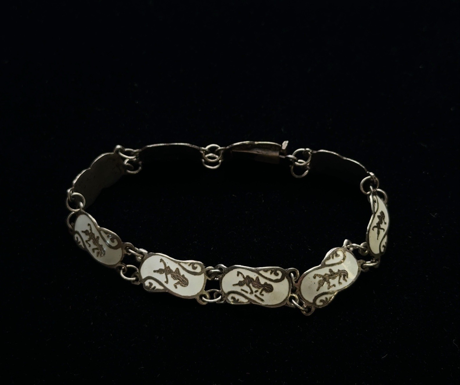 6.25” Antique Siam 925 Sterling Silver White Enamel Niello Dancers Bracelet 7.1g