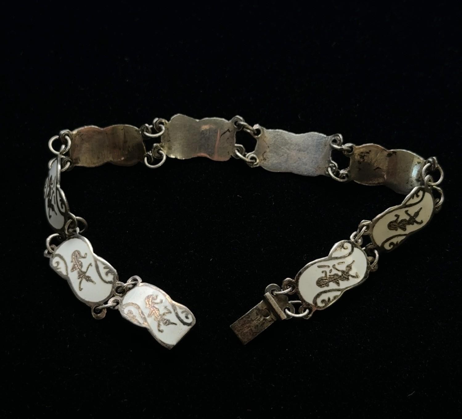 6.25” Antique Siam 925 Sterling Silver White Enamel Niello Dancers Bracelet 7.1g - Image 3