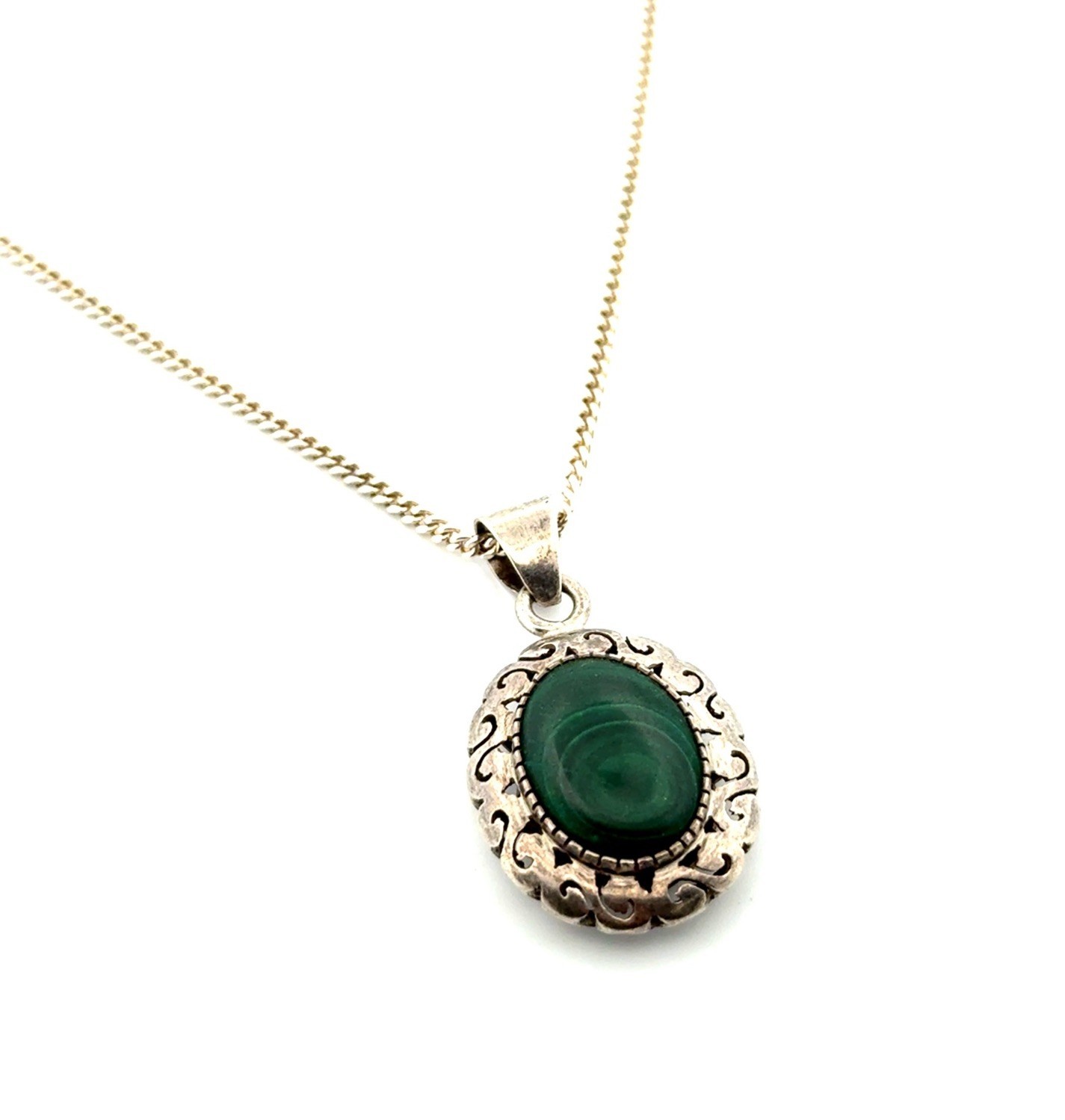 20” Vintage 925 Sterling Silver Oval Malachite Pendant Necklace 10.7g