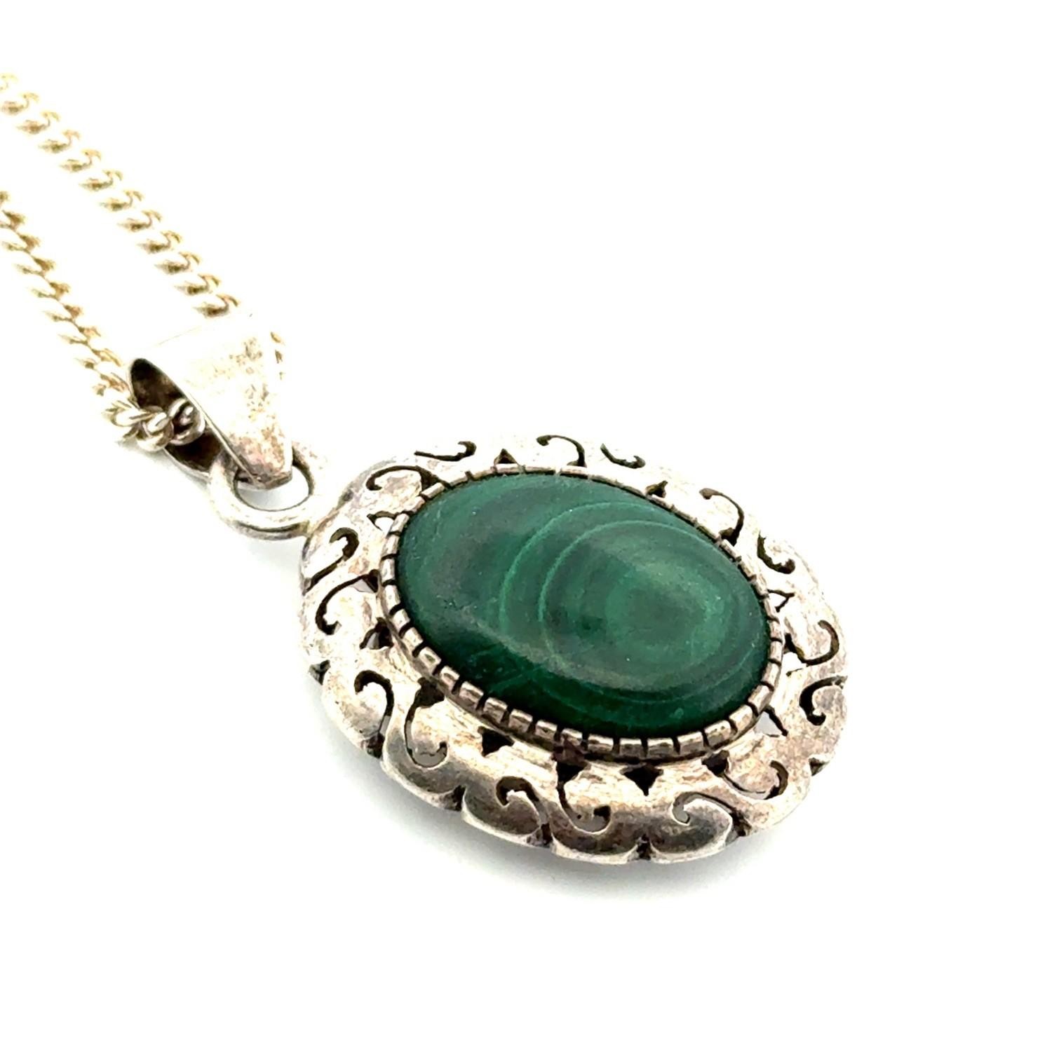 20” Vintage 925 Sterling Silver Oval Malachite Pendant Necklace 10.7g - Image 4