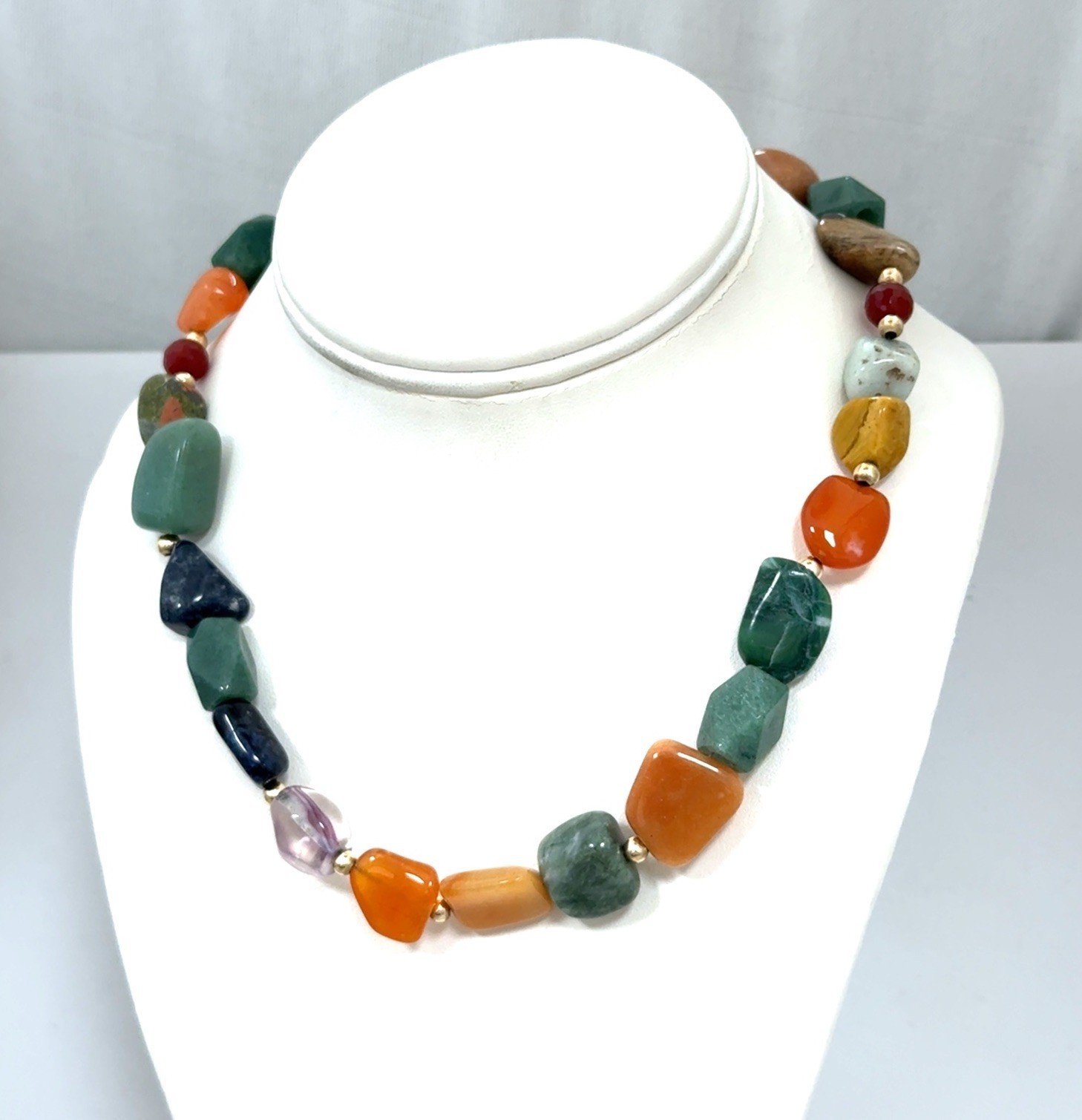 16” Polished Agate & Jade Beaded Necklace w/ 14k Gold Clasp & Beads 70.3g