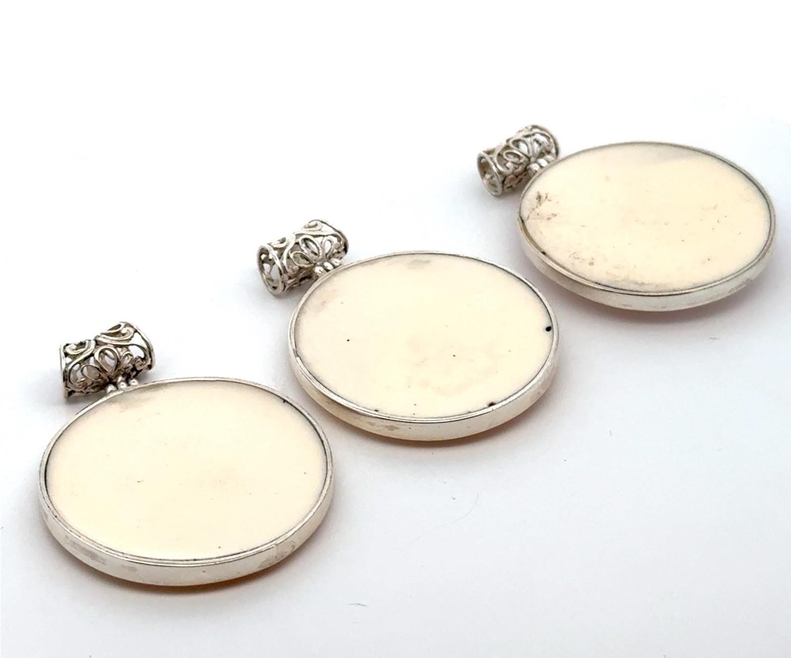 .925 Sterling Silver, Mother Of Pearl Face, Resin Back Pendant, 3 Avail., 12.5g - Image 4