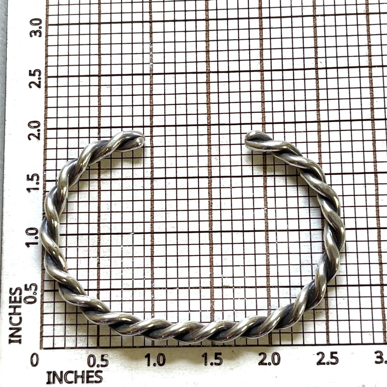 Vintage Native American 6.5” Twisted Sterling Silver Cuff Bracelet - 17.2 Grams - Image 4