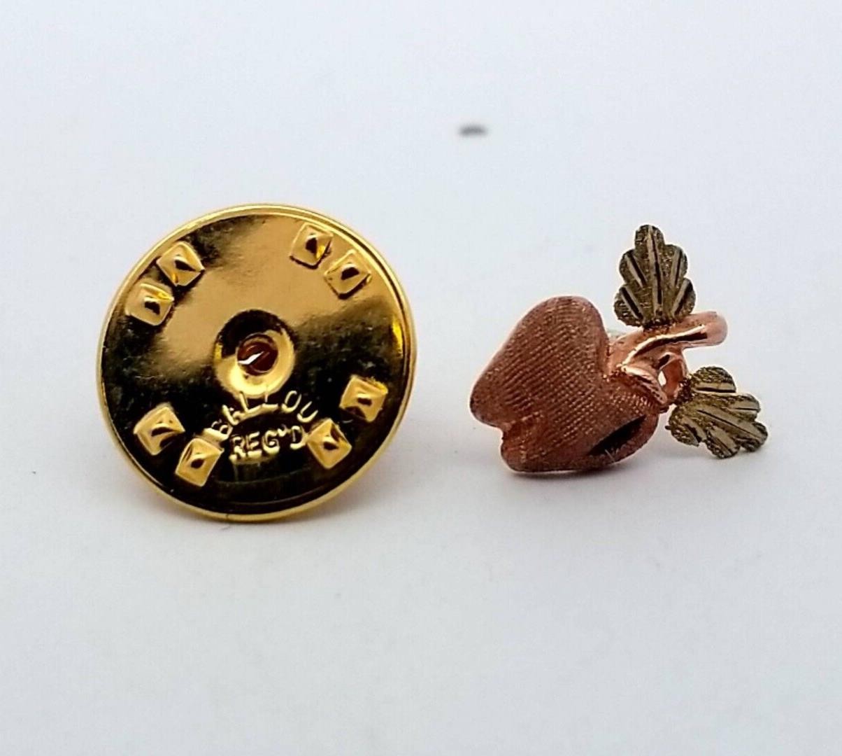 12K Stamper Hills Gold Apple Tie Clip - 0.4 Grams - Image 3