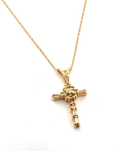 18” Dainty 14k Yellow Gold Diamond Cross Pendant Necklace 2.6g