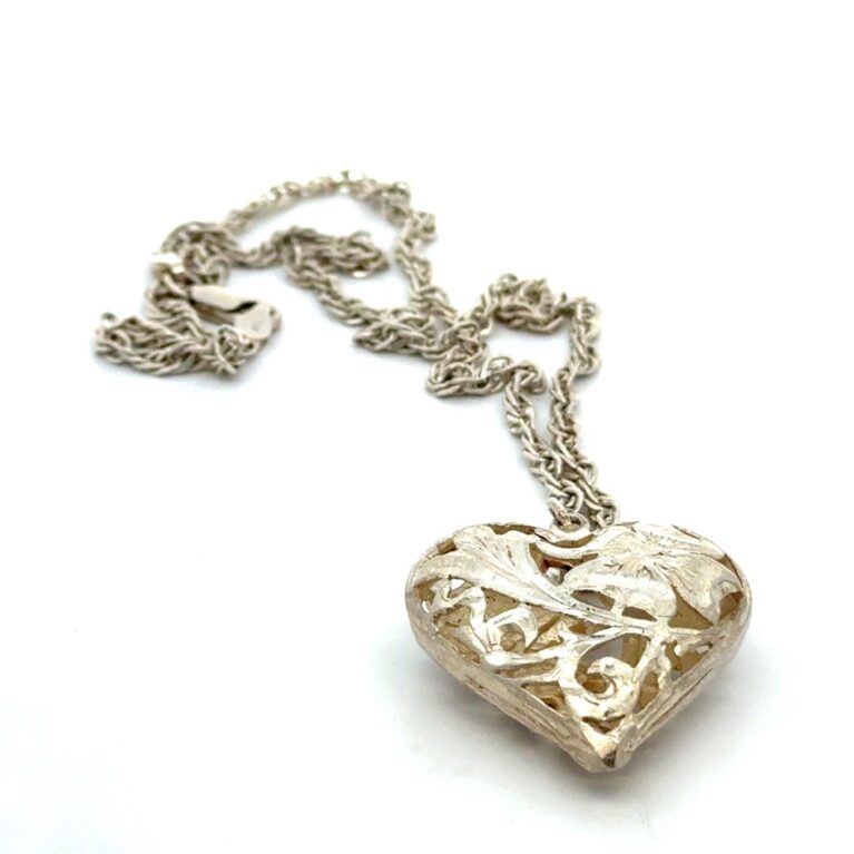 18” Vintage .925 Sterling Silver Diamond Cut Puffed Heart Pendant, 17.4g
