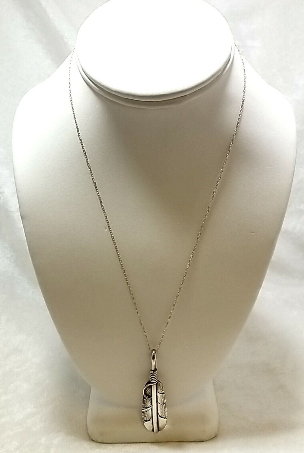 .925 Sterling Silver - NAVAJO Signed CHARLEY Feather Necklace Pendant 8.1 Grams