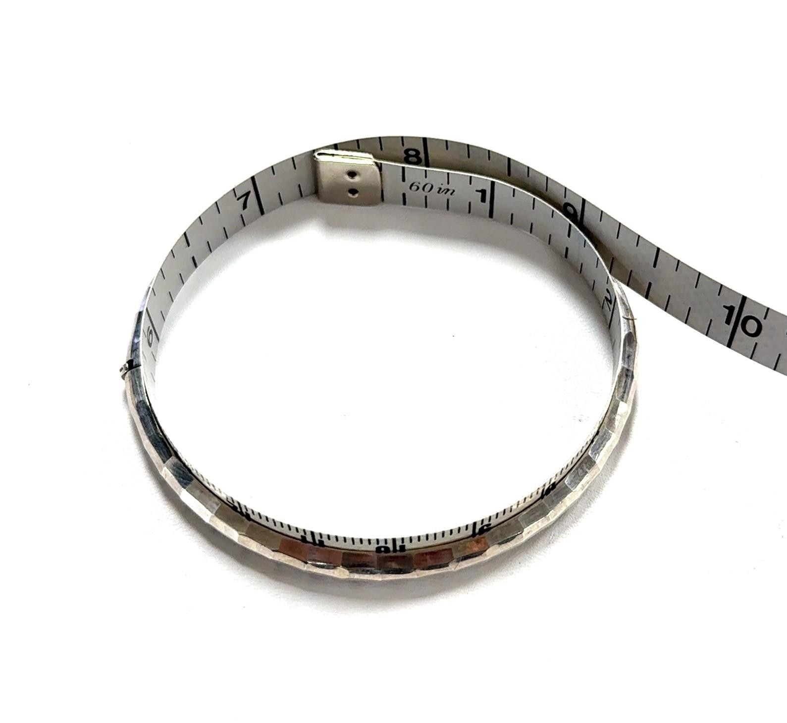 7.5” Hammered Hinged Bangle Bracelet 925 Sterling Silver 5.4g - Image 8