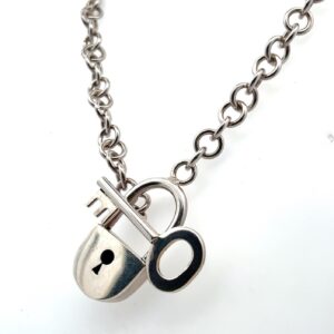 16” Vintage 925 Sterling Silver Padlock & Key Toggle Clasp Necklace 49.2g