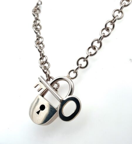 16” Vintage 925 Sterling Silver Padlock & Key Toggle Clasp Necklace 49.2g