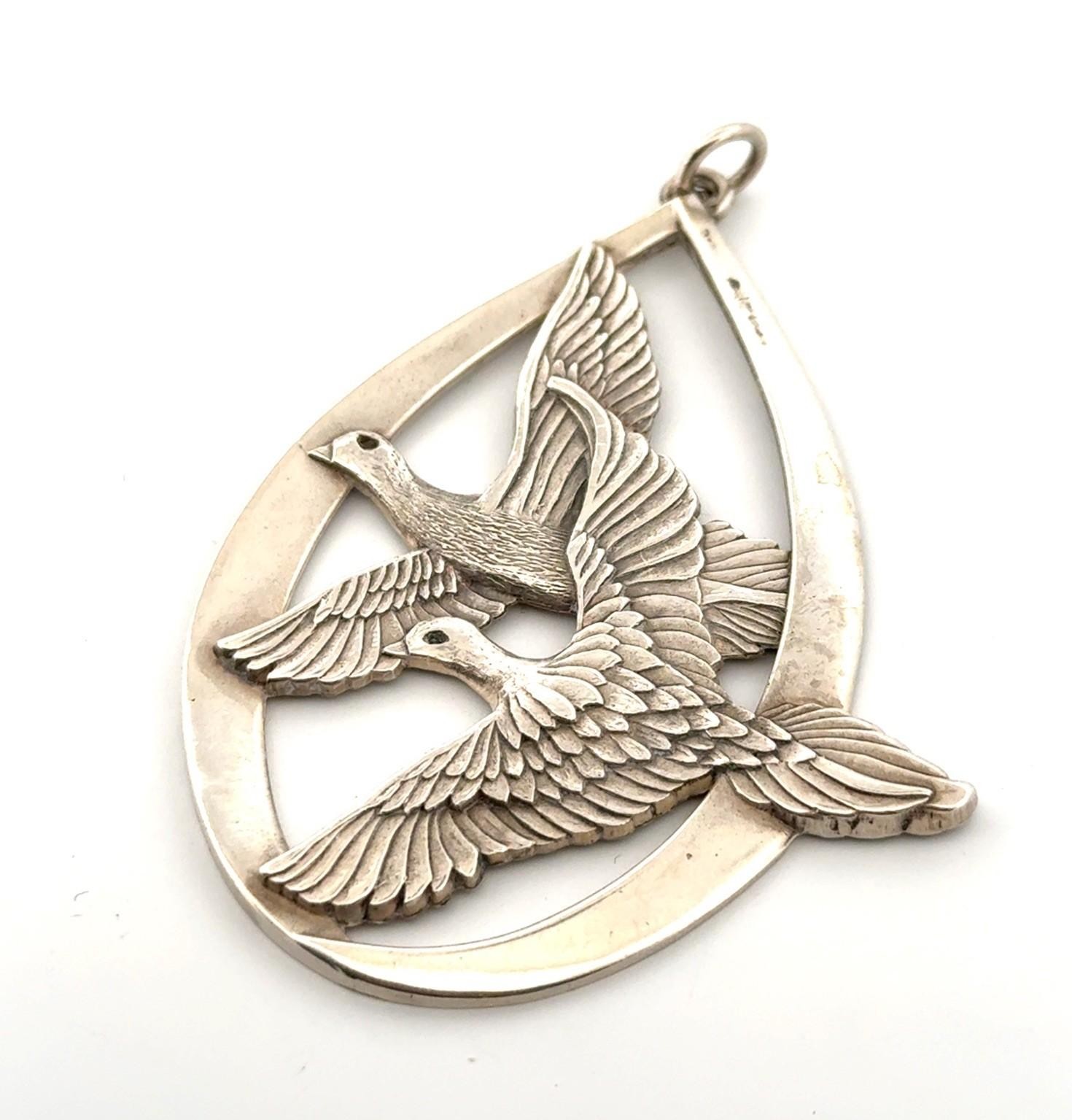 Wallace Sterling 1972 Peace on Earth Doves Pendant Ornament 925 Vintage Silver - Image 2