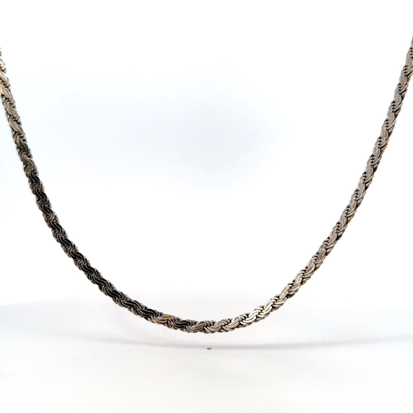 24" Sterling Silver, Two-Tone Color Flattened Wheat Chain Milor, Italy - 20.3g - Image 3